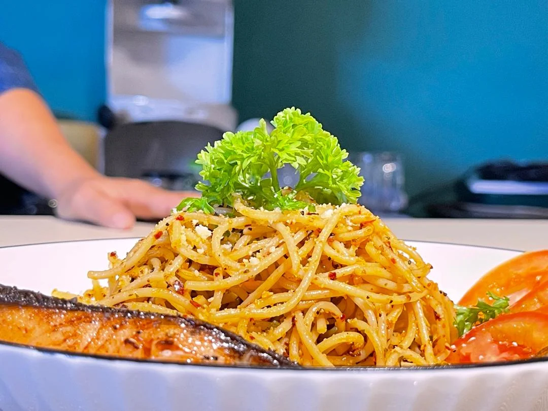 Salmon Aglio Olio Pasta at Audio Haus